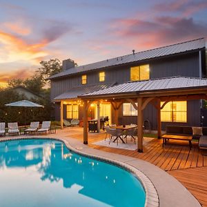 Timeless-Texas-Inn - Heated Pool Oasis & Lux Vibe Round Rock Exterior photo