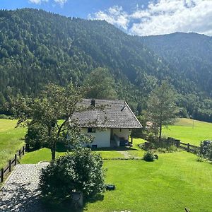 Villa Am Ampferang:Ferienhaus In Ettal Exterior photo