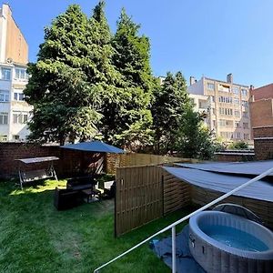 Appartement Avec Jardin Et Jacuzzi - Koekelberg Bruxelles Exterior photo