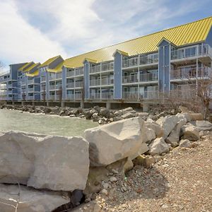 Waterfront Middle Bass Condo With Lake Erie Views! Exterior photo