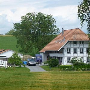 Bed and Breakfast Bnb Lindenacker à Lotzwil Exterior photo