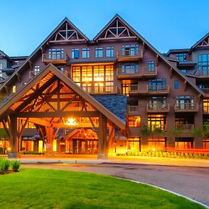 1122 Guest Room The Pines Lodge At Spruce Peak Ski In Ski Out Stowe Exterior photo