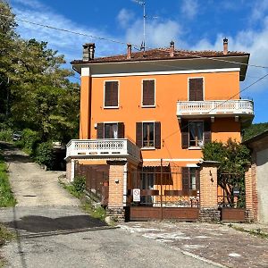 Bed and Breakfast Il Mirto Crespo à San Sebastiano Curone Exterior photo