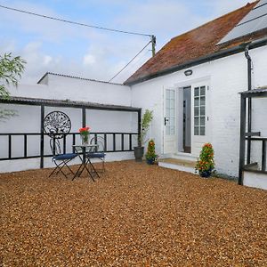 Calvin'S Cottage Arundel Exterior photo