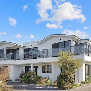 Moonlight Bay Accommodation Newhaven Exterior photo