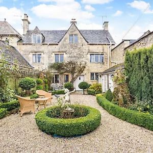 Lovedays Cottage, A Luxury 16Th Century Home In Painswick Exterior photo