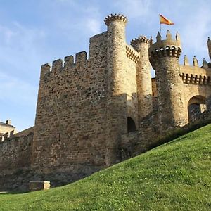 Appartement Castillo Buenavista à Ponferrada Exterior photo