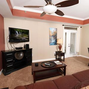 Villa Romantic 1Br W River Views 2 Min To Pigeon Forge Pkwy Free Attraction Tickets Exterior photo