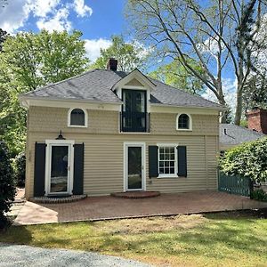 Villa Newly Renovated Carriage House à Hillsborough Exterior photo