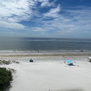 Sea Oats Condominiums St. Pete Beach Exterior photo