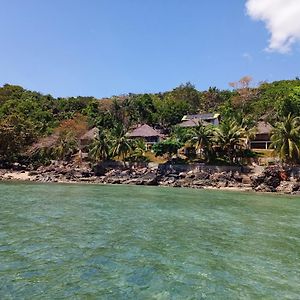 Hotel Tiki Komba à Nosy Komba Exterior photo