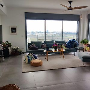 Appartement מיני פנטהאוז ברחוב שתולים à Tel-Aviv Exterior photo