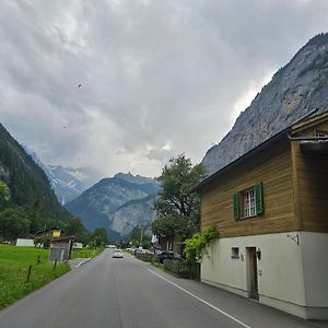 Appartement Chalet Baerli à Lauterbrunnen Exterior photo