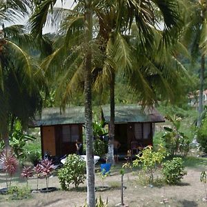 Hotel Chalet Kasih Sayang Tioman à Kampong Ayer Batang Exterior photo