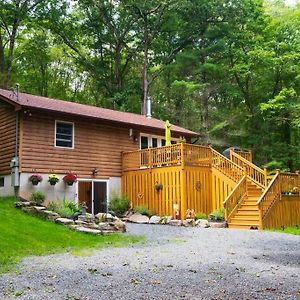 The Fern Hill Lodge Serenity On 20 Acres Barryville Exterior photo