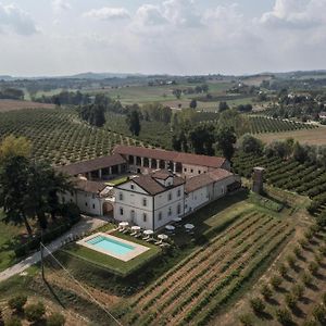 Bed and Breakfast Cascina Baronina à Terruggia Exterior photo