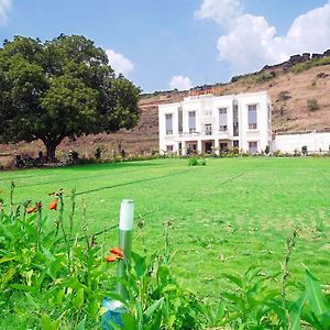 The Serenity Resort Panchgani Exterior photo