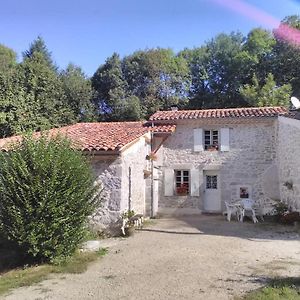 Villa Gite Le Coumis à Saint-Salvy-de-la-Balme Exterior photo