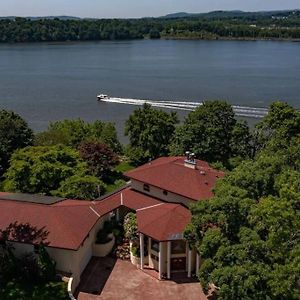 Villa Hudson River Valley Estate New Listing à Verplanck Exterior photo