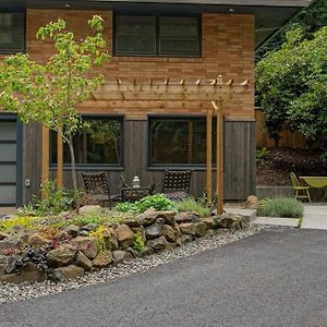 #Stayinmydistrict Multnomah Village Modern Retreat Portland Exterior photo