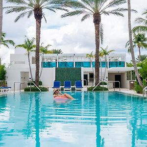 Tideline Palm Beach Ocean Resort And Spa Exterior photo