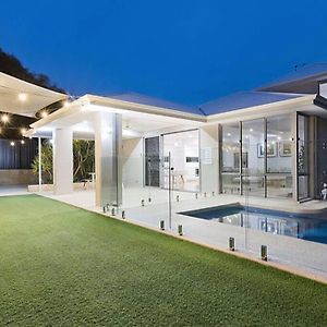 Luxury Executive Home With Pool Perth Exterior photo