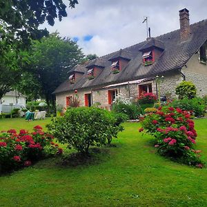 Bed and Breakfast Chambre D Hote Les Bosquets à Cauge Exterior photo