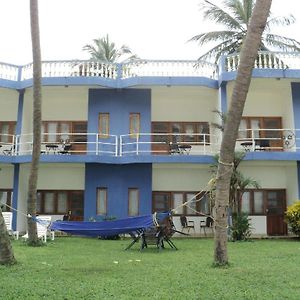 New Tristar Beach Hotel Baie d'Arugam Exterior photo