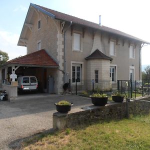 Bed and Breakfast La Fruitiere à Lompnieu Exterior photo