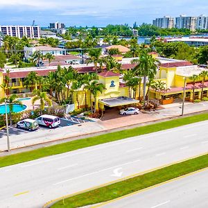 Hotel Oasis Boca Raton Exterior photo