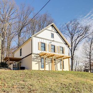 Luxury Barndo 2As Europestyle Farm Stay Fresh Eggs Jefferson City Exterior photo