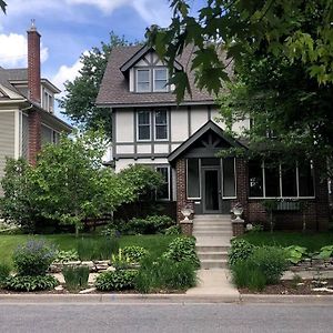 Villa Your Urban Retreat à Minneapolis Exterior photo