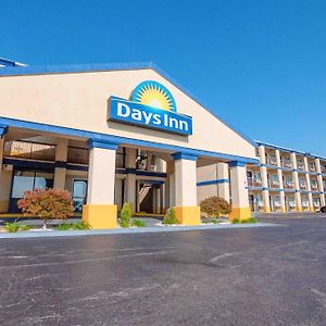 Days Inn By Wyndham Oklahoma City/Moore Exterior photo