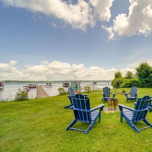 Lakefront Mayville Cottage With Dock And Grill! Exterior photo