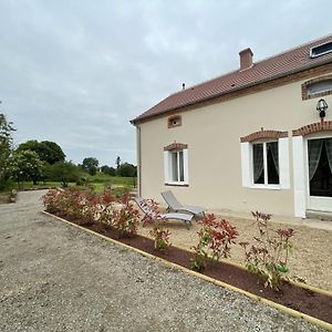 Villa Sejour Detente Avec Piscine Privee, Activites Variees Et Confort Moderne En Auvergne - Fr-1-489-455 à Louroux-Hodement Exterior photo