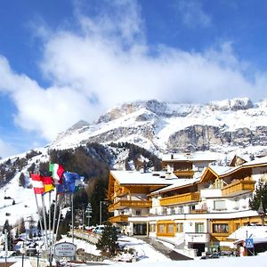 Dolomites Base Camp Hotel Olympia Arabba Exterior photo