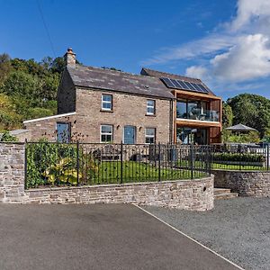 Villa 4 Bed In Bwlch 90596 Exterior photo