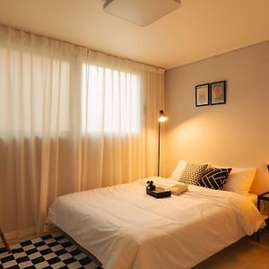 Appartement Incheon,5 Minutes From Bupyeong Station, 3Roon 3 Bed, 6 Person Exterior photo