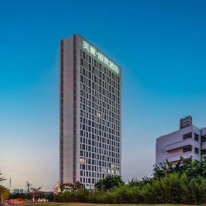 Hotel Mehood Lestie, Nanning East Railway Station Exterior photo