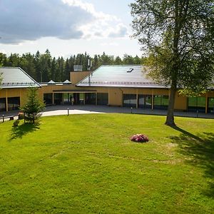 Hotel Toosikannu Holiday Center And Wildlife Park à Käru Exterior photo