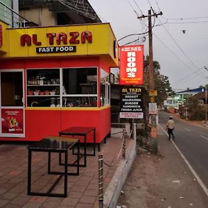 Hotel Thekkumpuram Residency Kerala à Kondotty Exterior photo