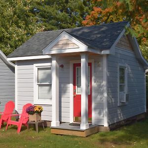 Saratoga Cabins Malta Exterior photo