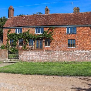 Villa New House Farm à Robertsbridge Exterior photo