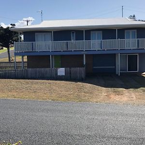 Villa 1 Wood Street, Emu Park Exterior photo