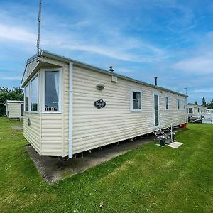 Hotel Lovely 8 Berth Caravan At Breydon Water Park, Nearby Norfolk Broads Ref 10111B à Belton with Browston Exterior photo