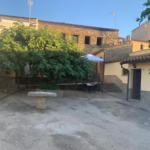 Hotel Hosteria La Higuera à Garrovillas Exterior photo