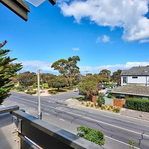 Stylish 1-Bedroom Retreat On Hampton Street Ville de Ville de Melbourne Exterior photo