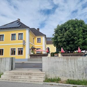 Hotel Gasthof Weidenauer- Gabi'S Cafe à Emmersdorf an der Donau Exterior photo