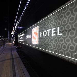 Suwon Saint Hotel Exterior photo