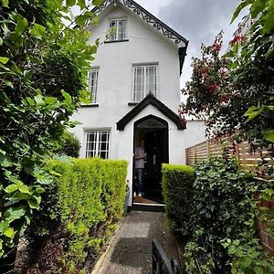 Stunning Town House With Parking, Fire, Games Room Topsham Exterior photo